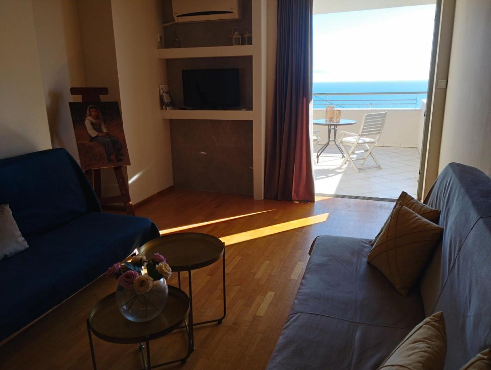 Our House Luxury Suites PalaiónTsiflíkion Eksteriør bilde